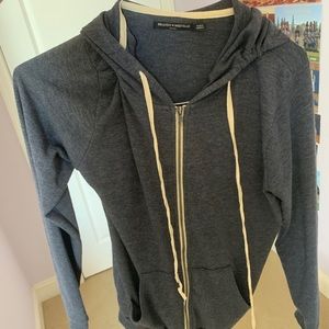 Brandy Melville zip up